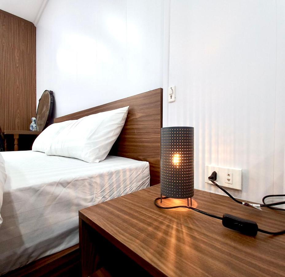 Amelie Homestay Hanoi Eksteriør bilde